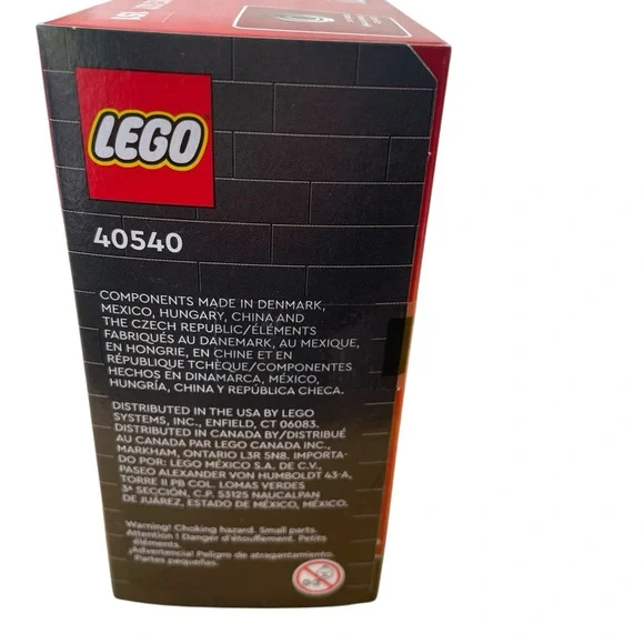 LEGO BrickHeadz Lion Dance Guy - #40540 - New in box - retired - Picture 3 of 6